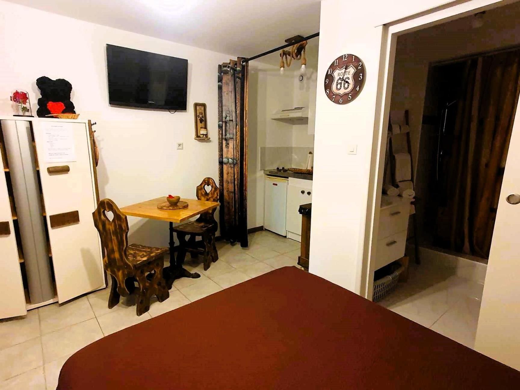 19 Cosy Avec Jacuzzi Et Jardinet Privatifs Draguignan