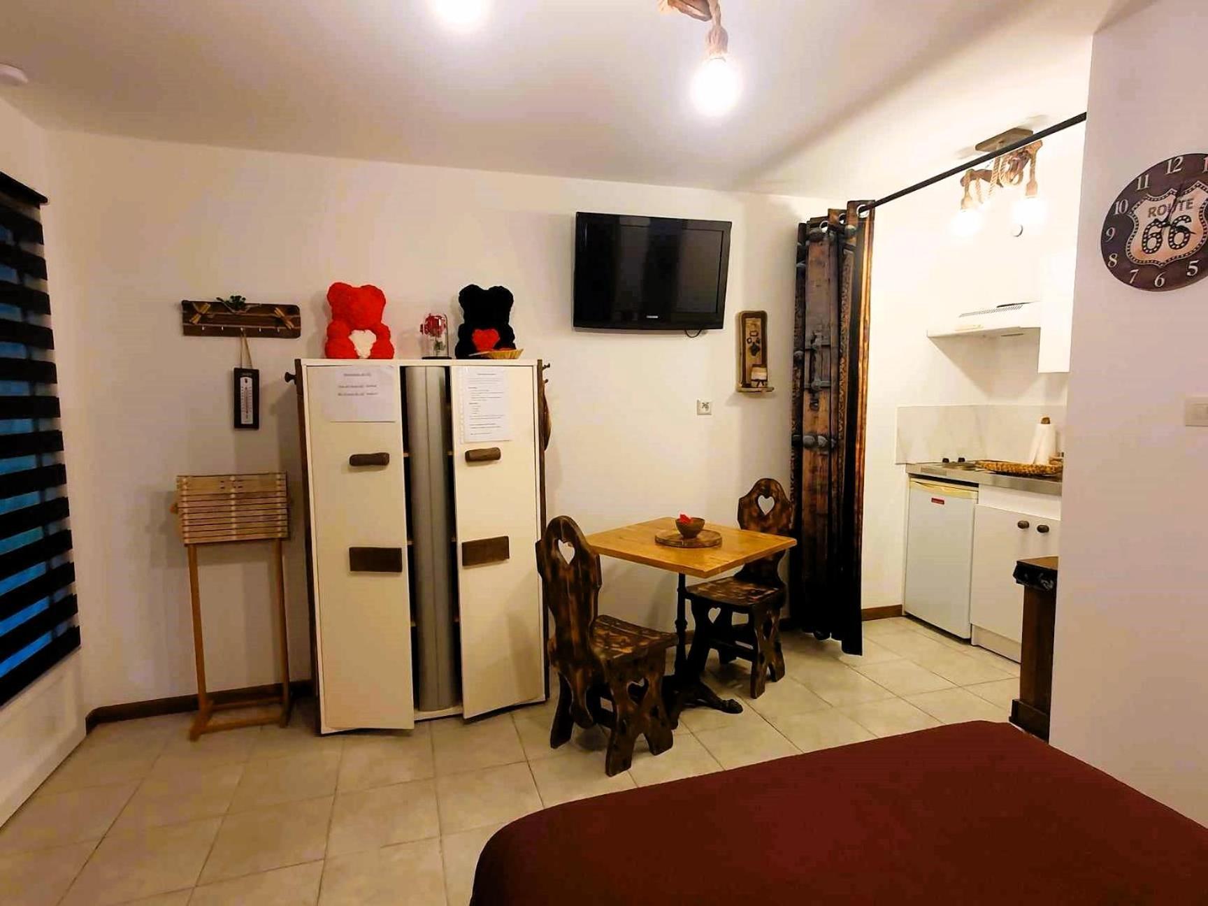 Apartment 19 Cosy Avec Jacuzzi Et Jardinet Privatifs *