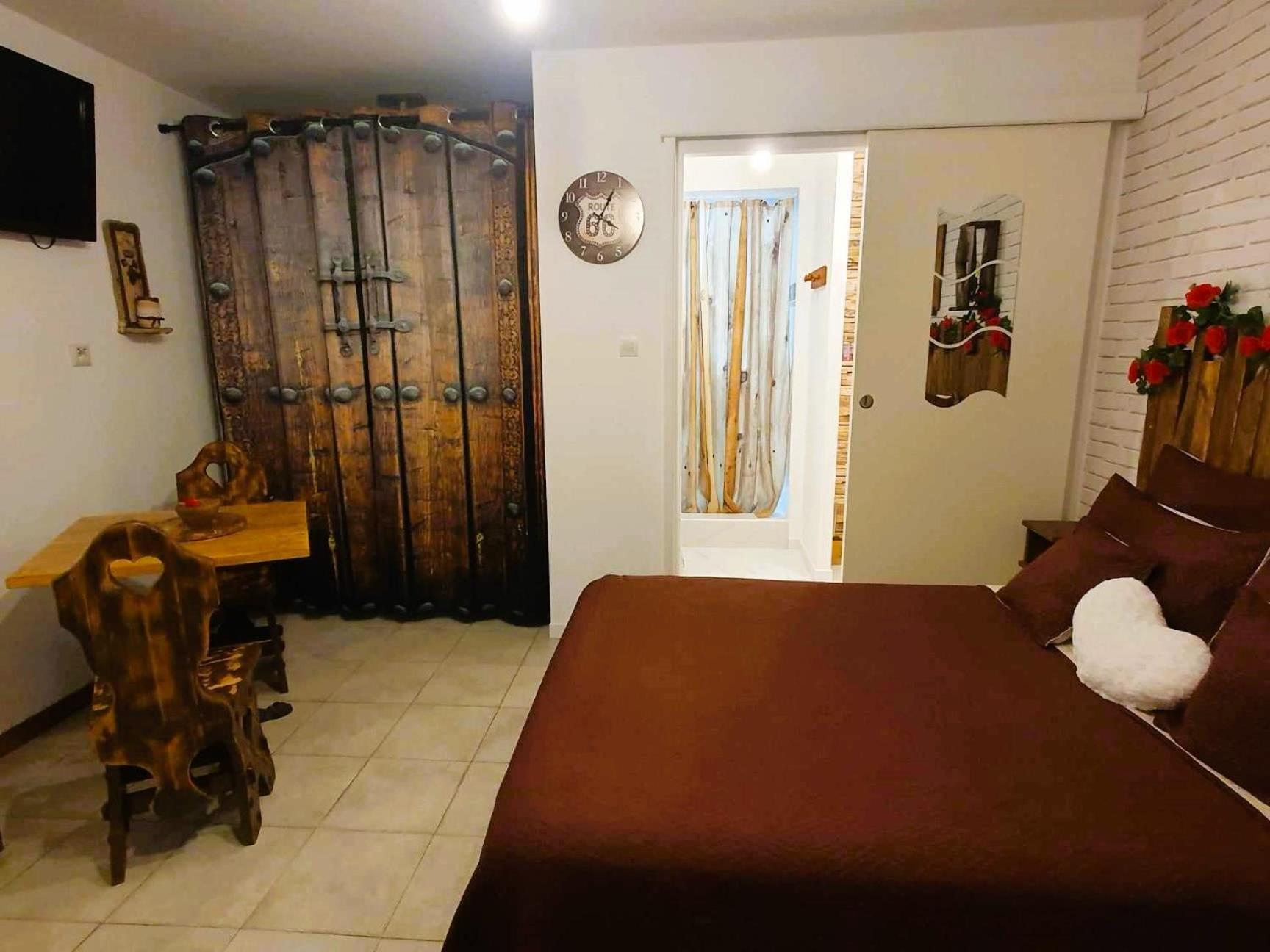 Apartment 19 Cosy Avec Jacuzzi Et Jardinet Privatifs *